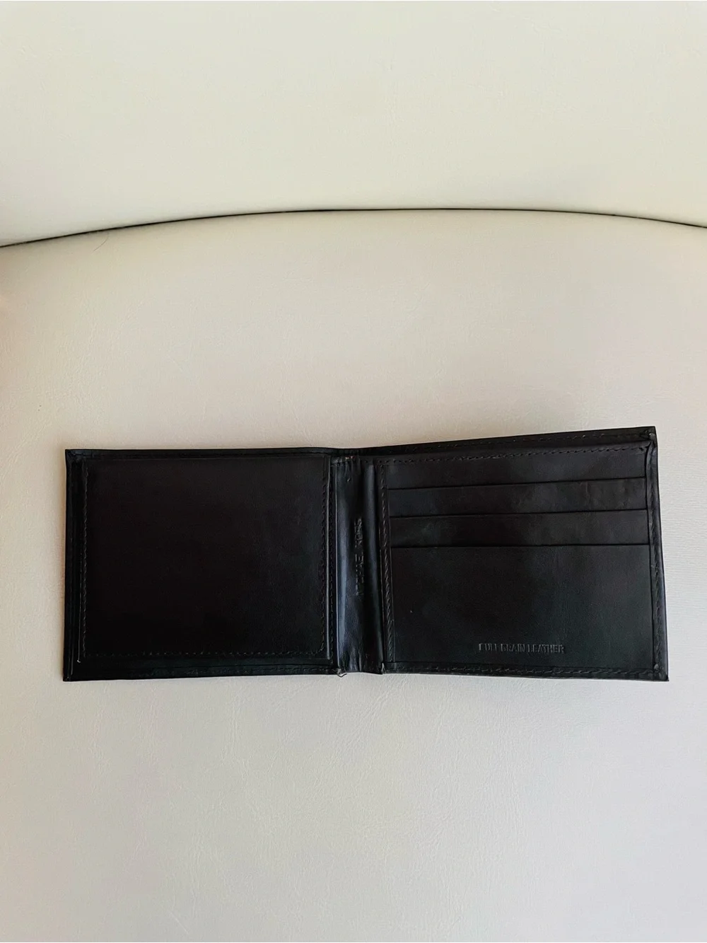 Michael Kors Tri-fold Black Leather Men's Card & Key Wallet